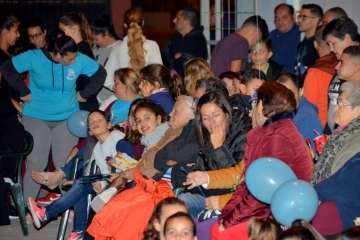El Carnaval vuelve a brillar en Las Remudas con Los Diamantes (Foto Francisco Javier Santana)