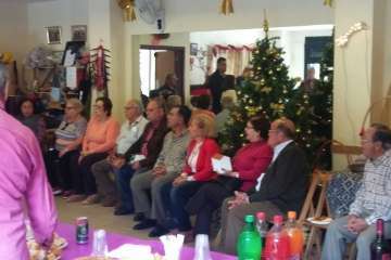 Brindis navideños del grupo de folclore del Centro de Mayores de Telde (Foto TA)