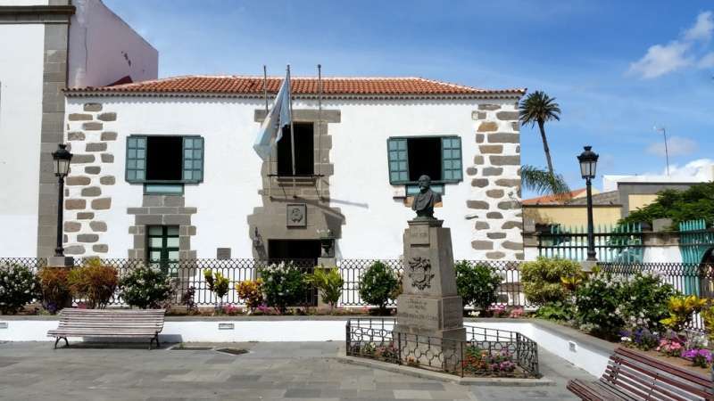 Fachada principal de El Casino de Telde (Foto Jesús Ruiz Mesa)