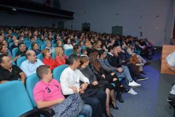Telde codo a codo con Ya era Hora (Foto Francisco Javier Santana)