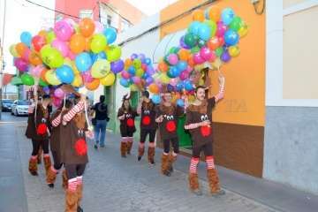 Papá Noel infunda alegría navideña a los más pequeños de Telde (Reportaje Francisco J. Santana)