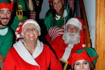 Papá Noel infunda alegría navideña a los más pequeños de Telde (Reportaje Francisco J. Santana)