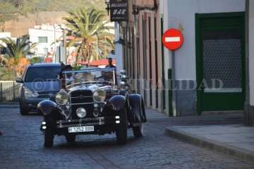 Melchor, Gaspar y Baltasar desbordan de magia e ilusión la plaza de San Juan (Foto TA y F.Javier Santana)