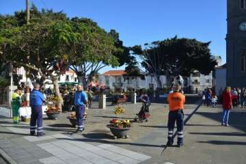 Melchor, Gaspar y Baltasar desbordan de magia e ilusión la plaza de San Juan (Foto TA y F.Javier Santana)