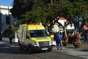Melchor, Gaspar y Baltasar desbordan de magia e ilusión la plaza de San Juan (Foto TA y F.Javier Santana)