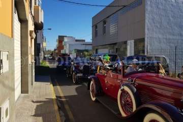 Melchor, Gaspar y Baltasar desbordan de magia e ilusión la plaza de San Juan (Foto TA y F.Javier Santana)