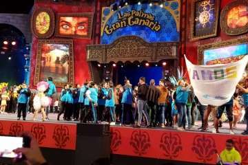 Los Diamantes, de Telde, primer premio de comparsas infantiles del Carnaval capitalino (Foto Tony Hernández/LPA Carnaval y TA)