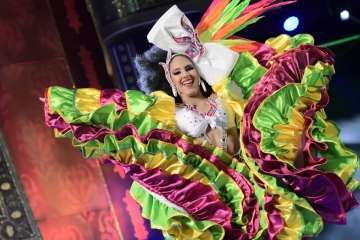 Los Diamantes, de Telde, primer premio de comparsas infantiles del Carnaval capitalino (Foto Tony Hernández/LPA Carnaval y TA)