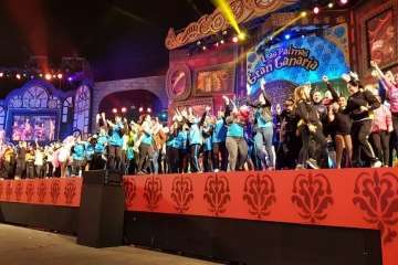 Los Diamantes, de Telde, primer premio de comparsas infantiles del Carnaval capitalino (Foto Tony Hernández/LPA Carnaval y TA)