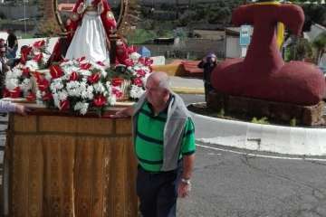 Procesión religiosa de La Candelaría por Tara-Telde (Foto Carmelo Santana Suárez)