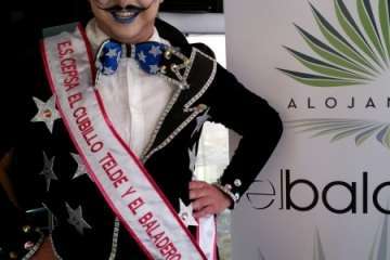 Drag Aruba alegra la Estación de Servicio Cepsa San Juan-El Cubillo (Foto Jesús Ruiz Mesa)