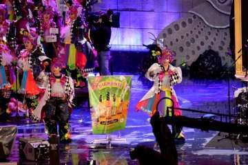 Las Golisnionas 'cuenta las verdades' en el Carnaval capitalino (Foto Francisco Javier Santana)