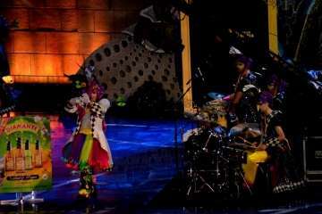 Las Golisnionas 'cuenta las verdades' en el Carnaval capitalino (Foto Francisco Javier Santana)