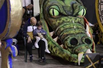 Dos diseños del teldense Nauzet Afonso pasan a la final de la gala Drag Queen (Foto TA)