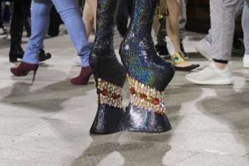 Dos diseños del teldense Nauzet Afonso pasan a la final de la gala Drag Queen (Foto TA)