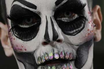 Dos diseños del teldense Nauzet Afonso pasan a la final de la gala Drag Queen (Foto TA)