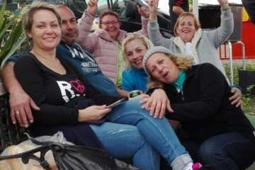 Tara despide sus fiestas con un partido de fútbol y un asadero popular (Foto Carmelo Santana Suárez)