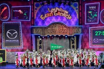 Los Nietos de Sary Mánchez acapara tres premios en el Concurso de Murgas de la capital