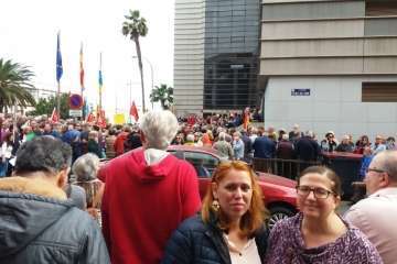Jubilados de Telde se movilizan en la capital en contra de las 
