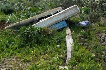 Malestar en el Valle de los Nueve por el cambio de lugar de unos contenedores (Foto TA)