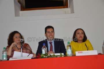 Josefa Milán recibe el IV Premio Igualdad del PSOE de Telde (Foto TA y Antonio Alí)