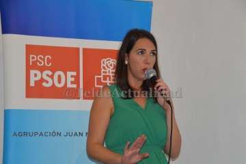 Josefa Milán recibe el IV Premio Igualdad del PSOE de Telde (Foto TA y Antonio Alí)