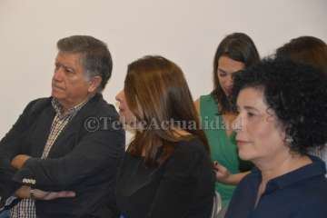 Josefa Milán recibe el IV Premio Igualdad del PSOE de Telde (Foto TA y Antonio Alí)