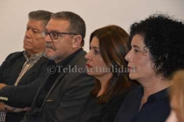 Josefa Milán recibe el IV Premio Igualdad del PSOE de Telde (Foto TA y Antonio Alí)