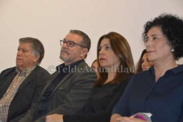Josefa Milán recibe el IV Premio Igualdad del PSOE de Telde (Foto TA y Antonio Alí)