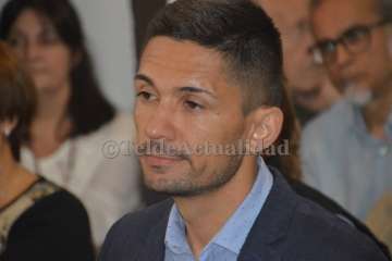 Josefa Milán recibe el IV Premio Igualdad del PSOE de Telde (Foto TA y Antonio Alí)
