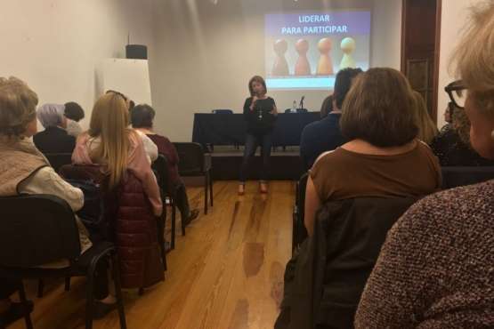 Éxito de la charla de Participación Ciudadana de Telde sobre mujer y liderazgo (Foto TA)