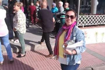 El Ejido sorprende a sus mujeres con un desayuno saludable servido por hombres (Foto TA)