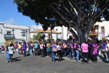 Concentración feminista en San Juan (Foto TA)