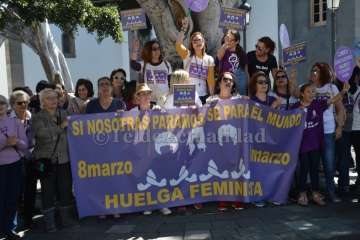 Concentración feminista en San Juan (Foto TA)
