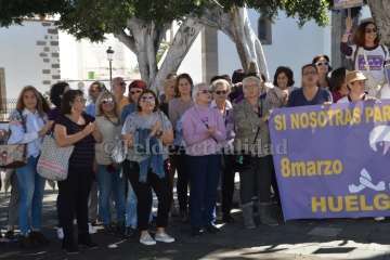 Concentración feminista en San Juan (Foto TA)