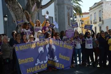 Concentración feminista en San Juan (Foto TA)