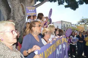 Concentración feminista en San Juan (Foto TA)