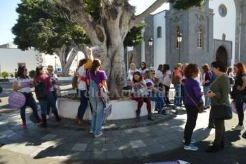Concentración feminista en San Juan (Foto TA)