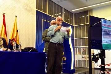 El artista Martín Feo dona un cuadro a la RASD (Foto TA)