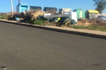 Residuos acumulados en Playa del Hombre desde hace meses Foto TA)