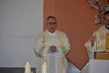 Misa y procesión religiosa en San José de Las Longueras (Francisco J. Santana)
