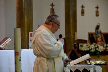 Misa y procesión religiosa en San José de Las Longueras (Francisco J. Santana)