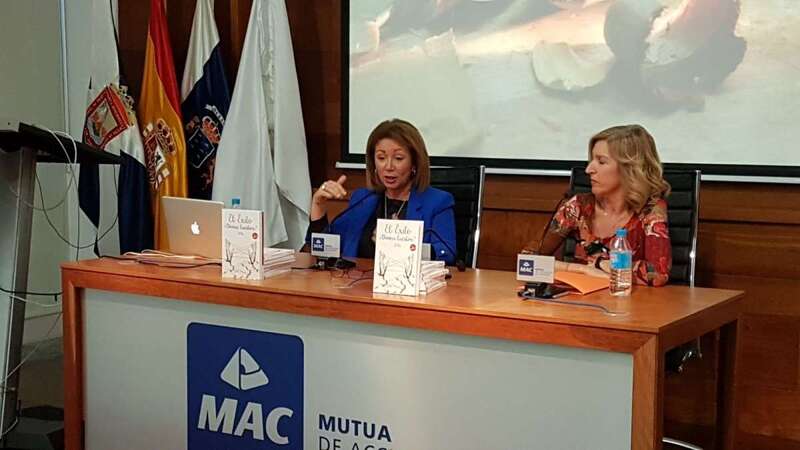 Momento de la presentación del libro (Foto TA)