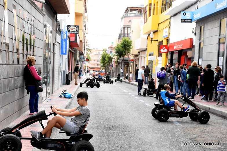 Circuito de kart en la calle de Navarra (Foto Antonio Alí)