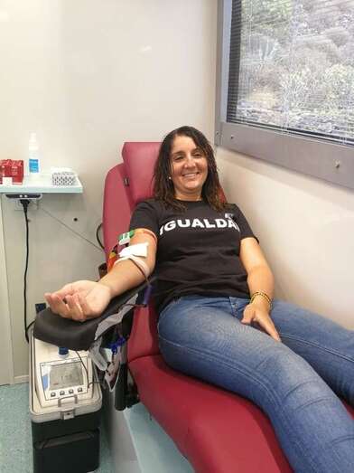 Joven donante de sangre (Foto TA)