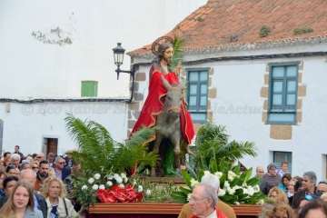 La procesión de La Burrita se abre paso en San Juan (Foto Francisco Javier Santana)