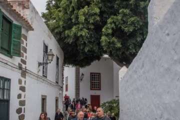 Visita al casco histórico de Telde de un grupo de tinerfeños (Foto TA)