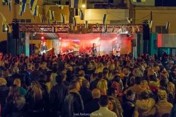 Éxito de organización y público del XI Concierto de Pop-Rock y Noche de Humor (Foto TA y José Antonio Sosa )