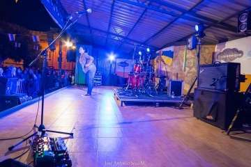 Éxito de organización y público del XI Concierto de Pop-Rock y Noche de Humor (Foto TA y José Antonio Sosa )