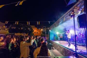 Éxito de organización y público del XI Concierto de Pop-Rock y Noche de Humor (Foto TA y José Antonio Sosa )